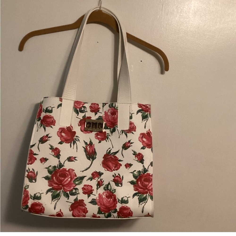 BETSY JOHNSON TOTE PAK WITH Wallet